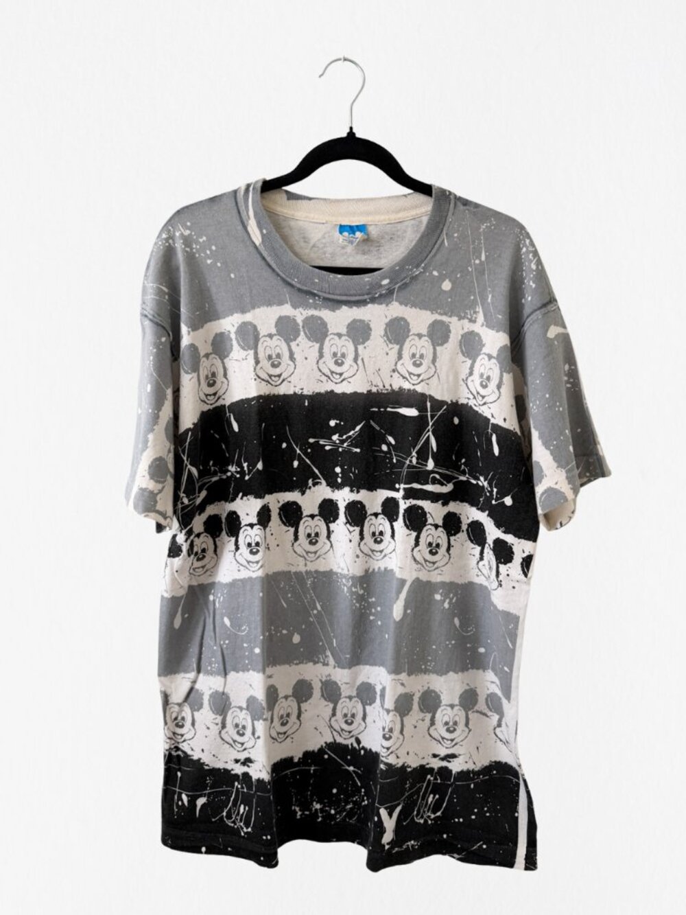 Vintage 90's Mickey Mouse Disney AOP Striped Splatter Tee (OS/L)
